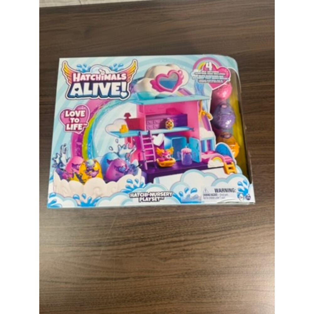 Hatchimals Alive! Hatchi-Nursery Playset with 4 Self-Hatching‎ Surprise Eggs 0